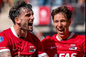 EN VIVO Mateo Chávez en el AZ Alkmaar vs AEK Larnaca