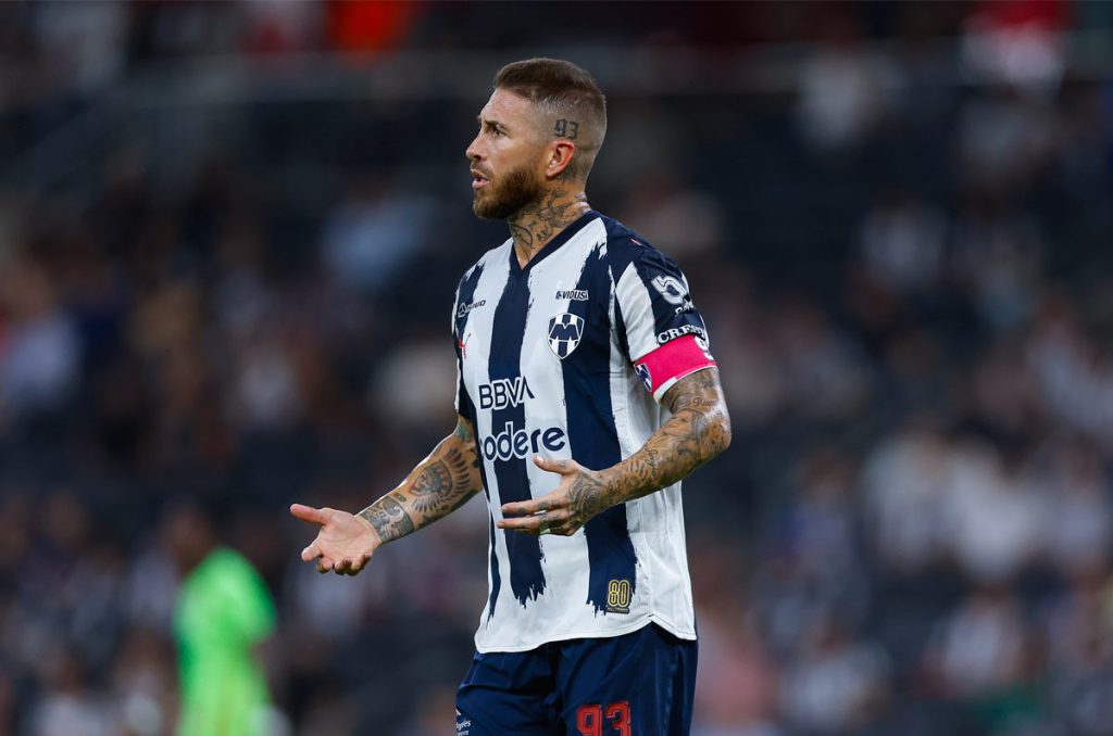 “Estoy en contra de Sergio Ramos, yo no lo renovaría”; ¿Qué hará Rayados?