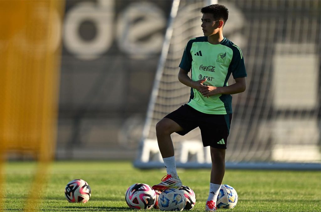 Gilberto Mora está en la mira del PSG