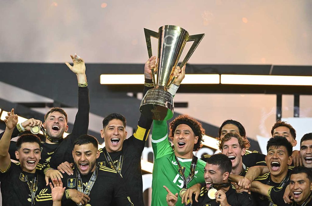 Javier Aguirre destacó el rol de Guillermo Ochoa en la Copa Oro