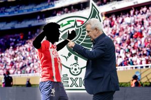 Javier Aguirre habría vetado a jugador de Chivas de la Selección Mexicana