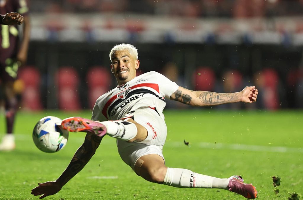 Luciano podría dejar al São Paulo para llegar al León