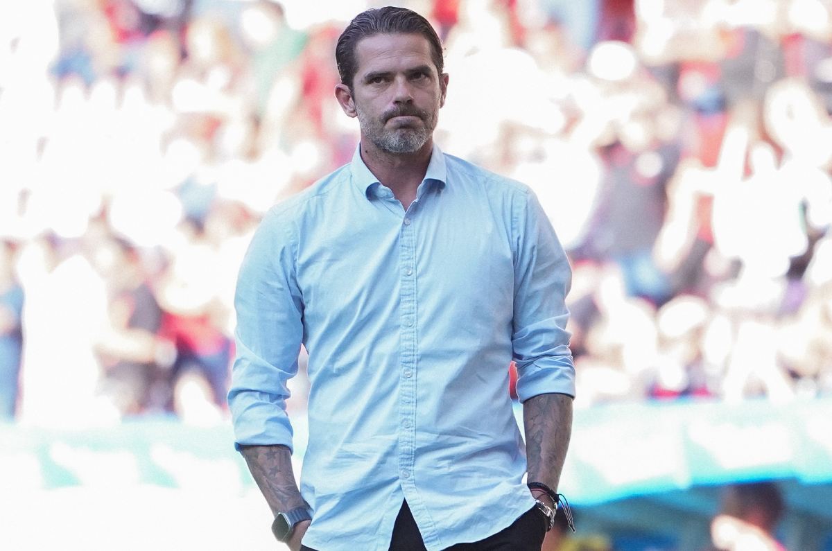 Necaxa ya prepara el sustituto de Fernando Gago