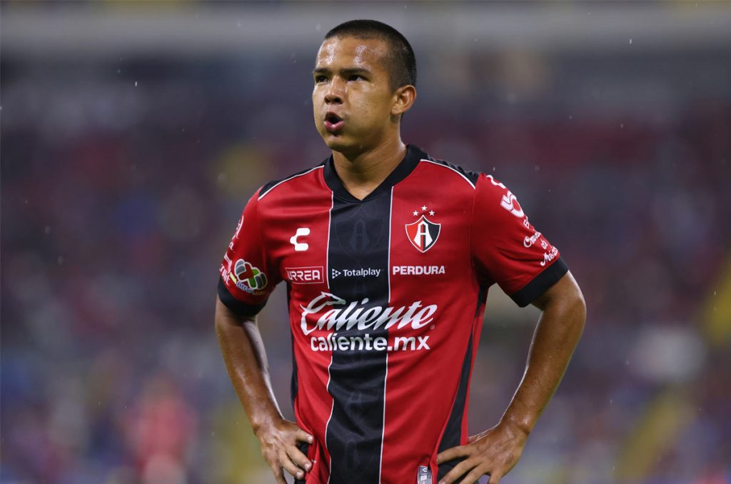 Poco a poco, pero Sergio Checo Hernández ya está dando de qué hablar en Atlas
