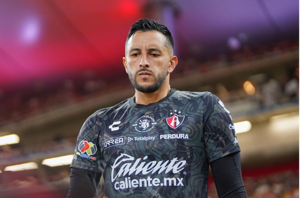 Camilo Vargas no aseguró su estancia en los Rojinegros del Atlas