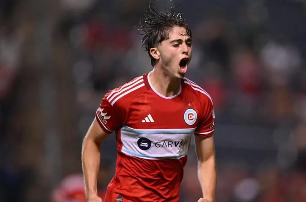 Chivas se mete en la pelea por un jugador de 91 millones