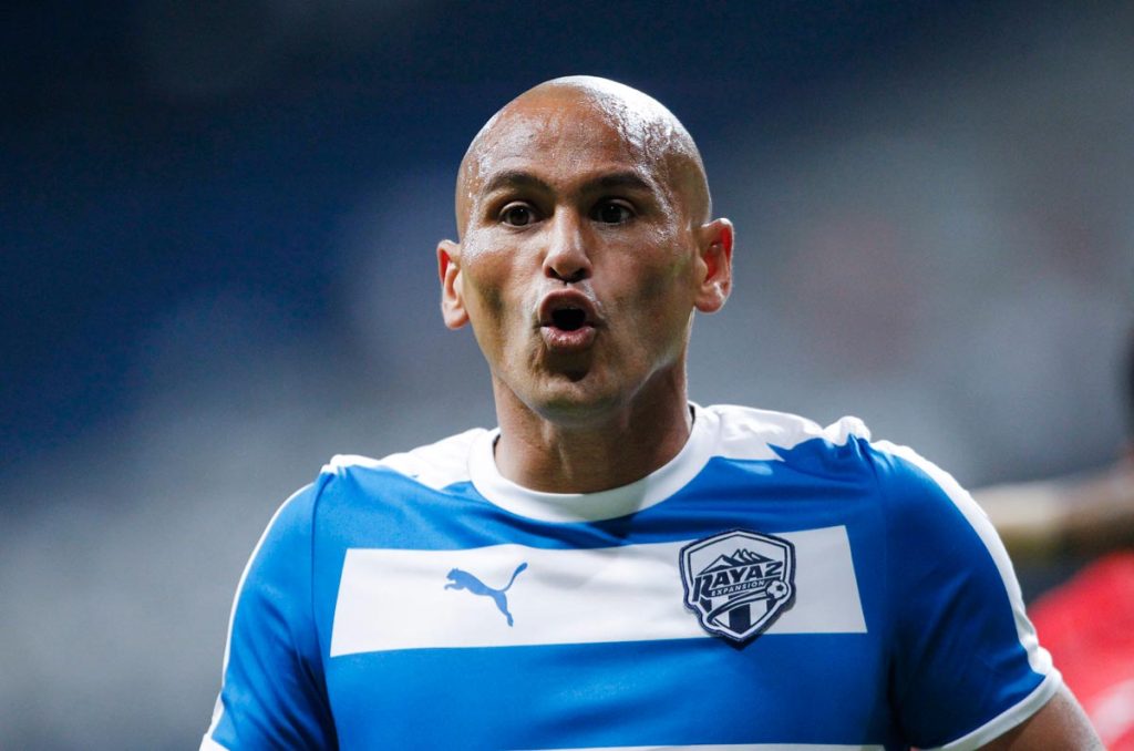 Humberto Chupete Suazo quiere llevar jóvenes de Rayados de Monterrey a Chile
