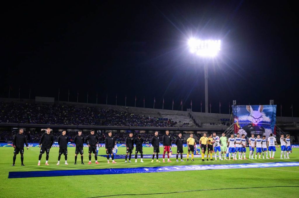 Cruz Azul busca quedarse en CU para el Clausura 2026