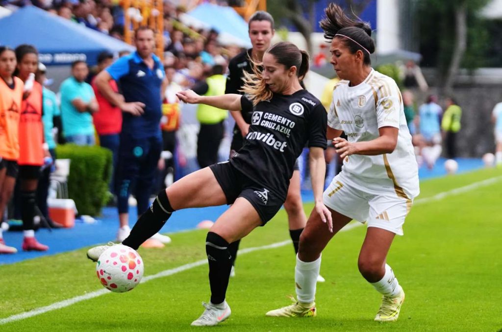 Cruz Azul vs Tigres juegan la semifinal Apertura 2025 en la Liga MX Femenil