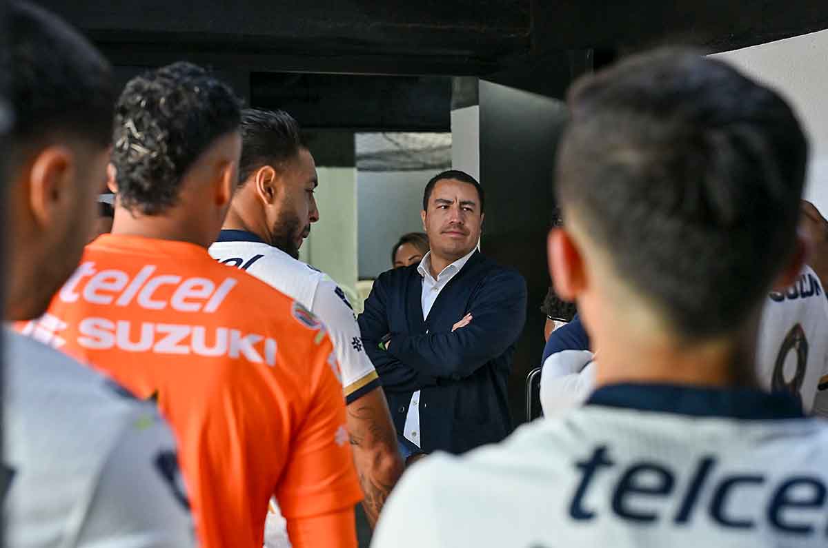 Desde Europa, le cierran la puerta a Efraín Juárez