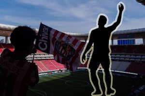 “En Chivas no hay espacio”; un atacante NO entra en planes del Rebaño