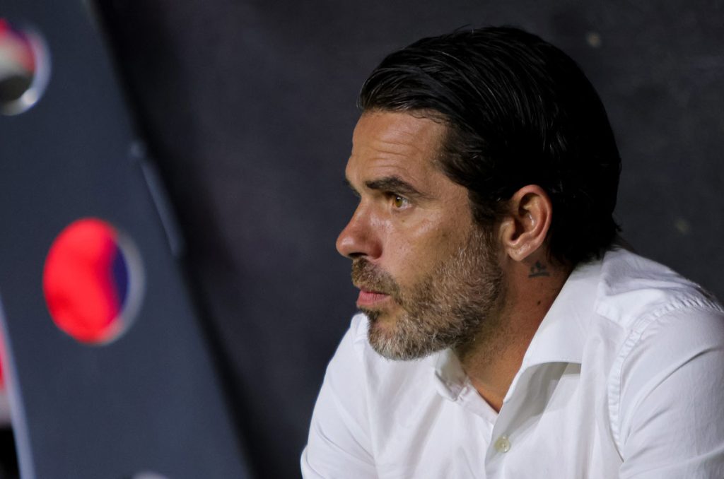 Fernando Gago está fuera de Necaxa