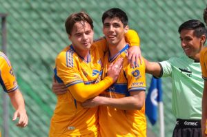 ¡Hormiga González no es el único! Otro mexicano superó los 10 goles