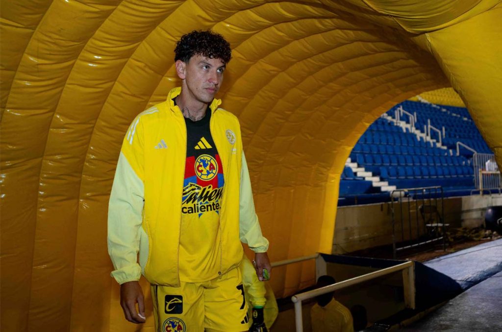 Igor Lichnovsky estaría fuera de América y por llegar a la U de Chile