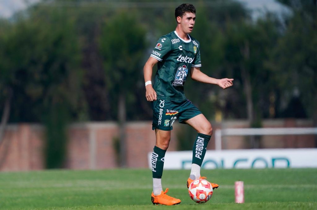 José Saldamando, canterano promesa del León