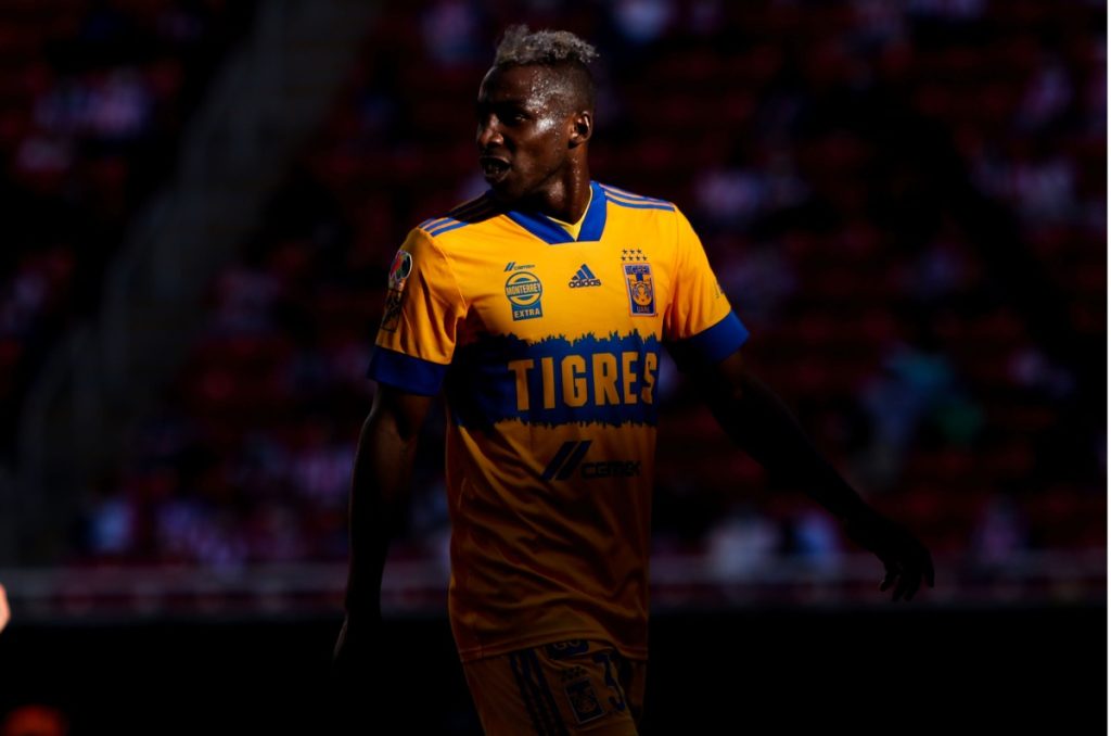 Tigres piensa en el regreso de Julián Quiñones a la Liga MX