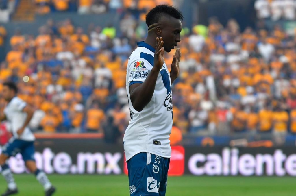 Kevin Velasco espera por la decisión de Puebla