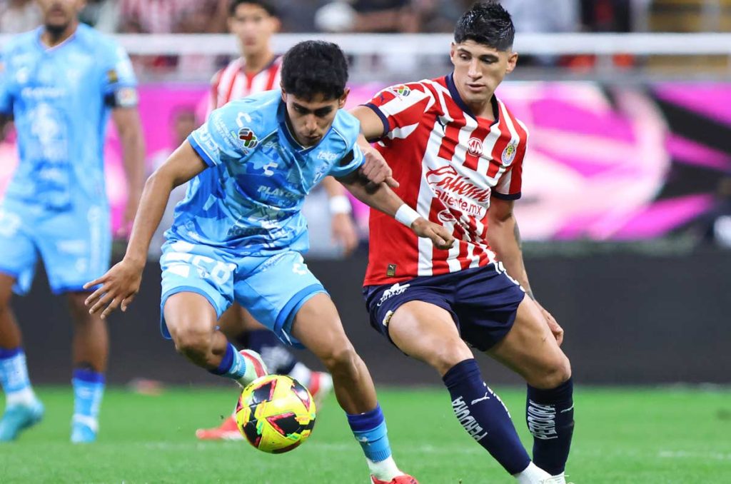 Pachuca vs Chivas juegan por la Jornada 16 del torneo Apertura 2025 dentro de la Liga MX