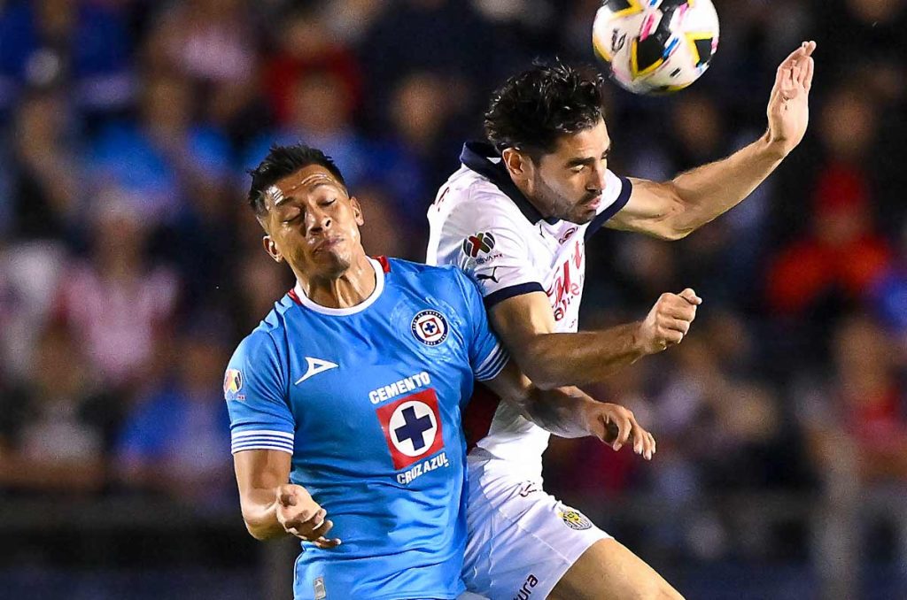 Pollo Briseño y Ángel Sepúlveda suenan para regresar a las Chivas de Guadalajara