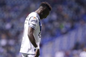 Puebla debe definir el futuro de Kevin Velasco