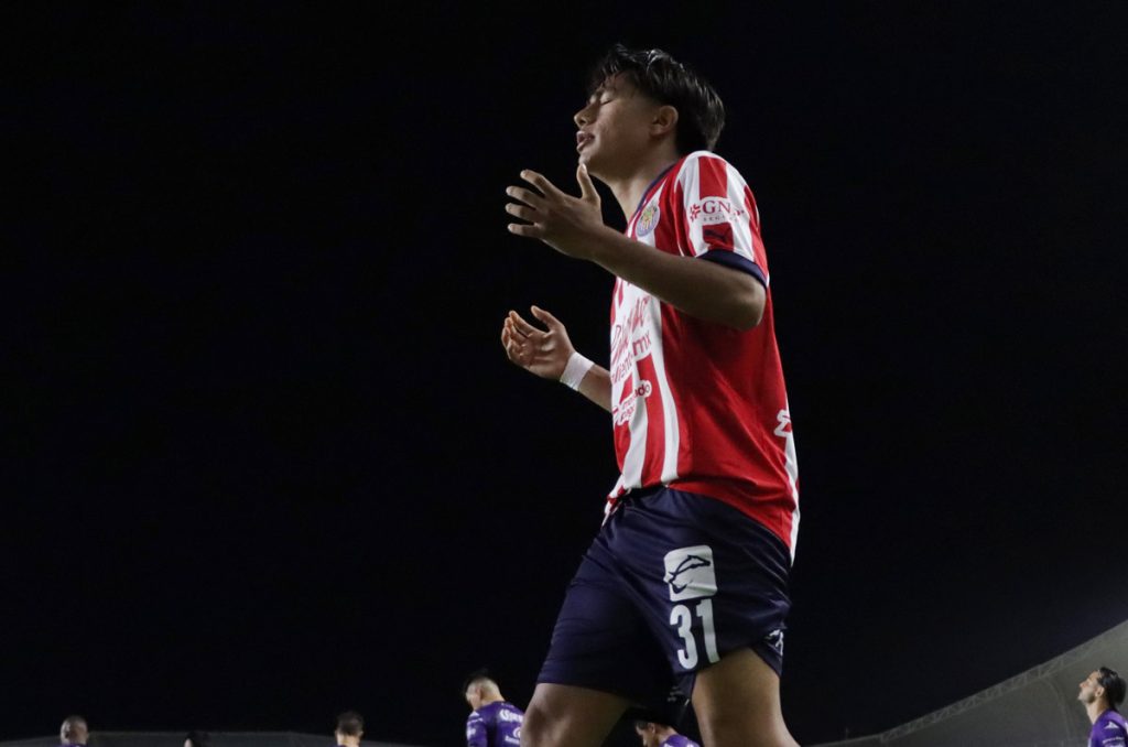 Yael Padilla está en las puertas para salir de las Chivas