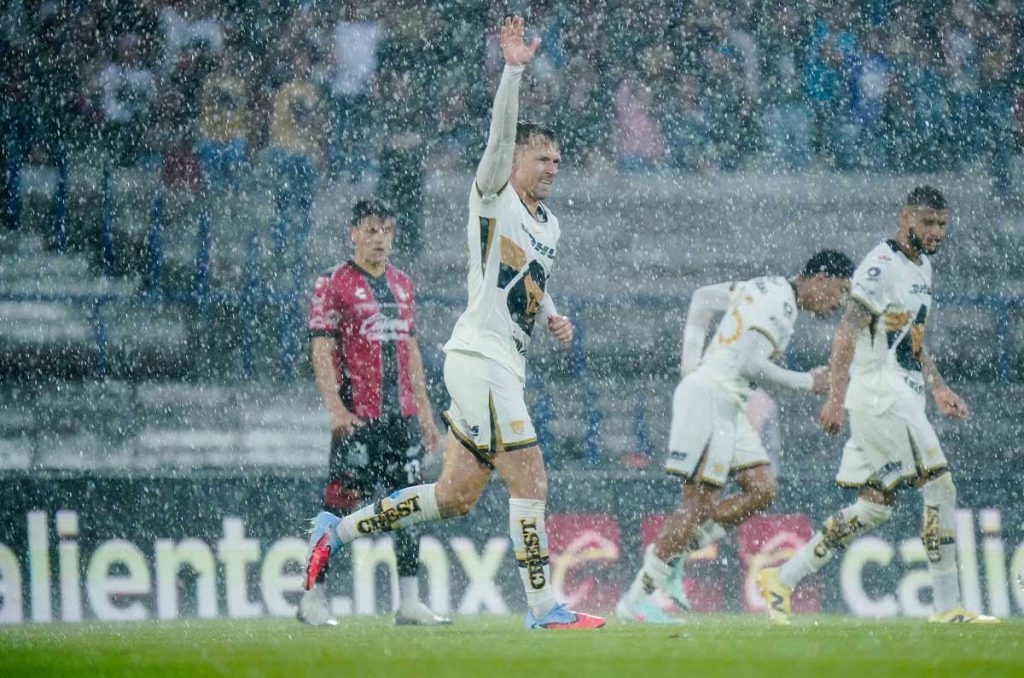 Aaron Ramsey solo anotó un gol con la playera de Pumas