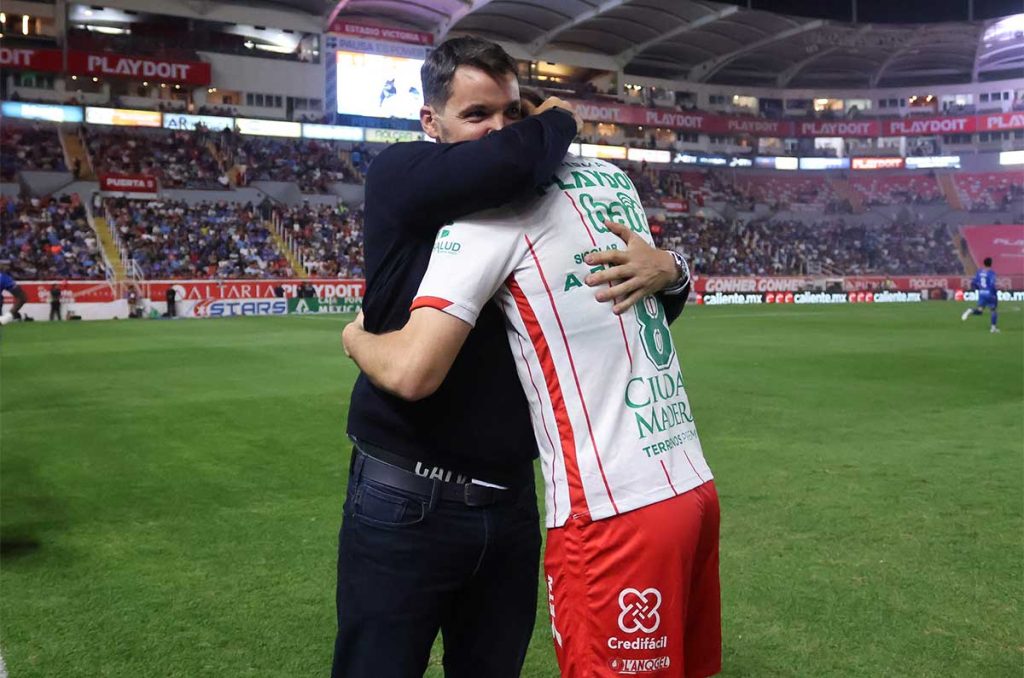 Agustín Palavecino y Nicolás Larcamón se reencontrarán en Cruz Azul