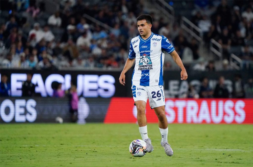 Alán Bautista podría llegar a Chivas gracias a un trueque