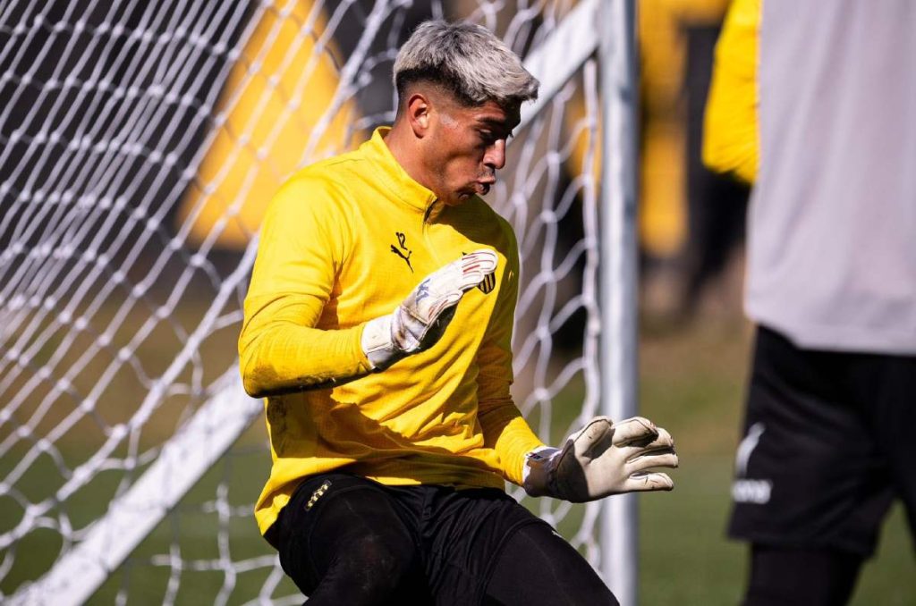 Brayan Cortés se perfila como nuevo portero de Puebla