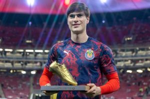 Chivas pone cláusula a Hormiga González para Europa