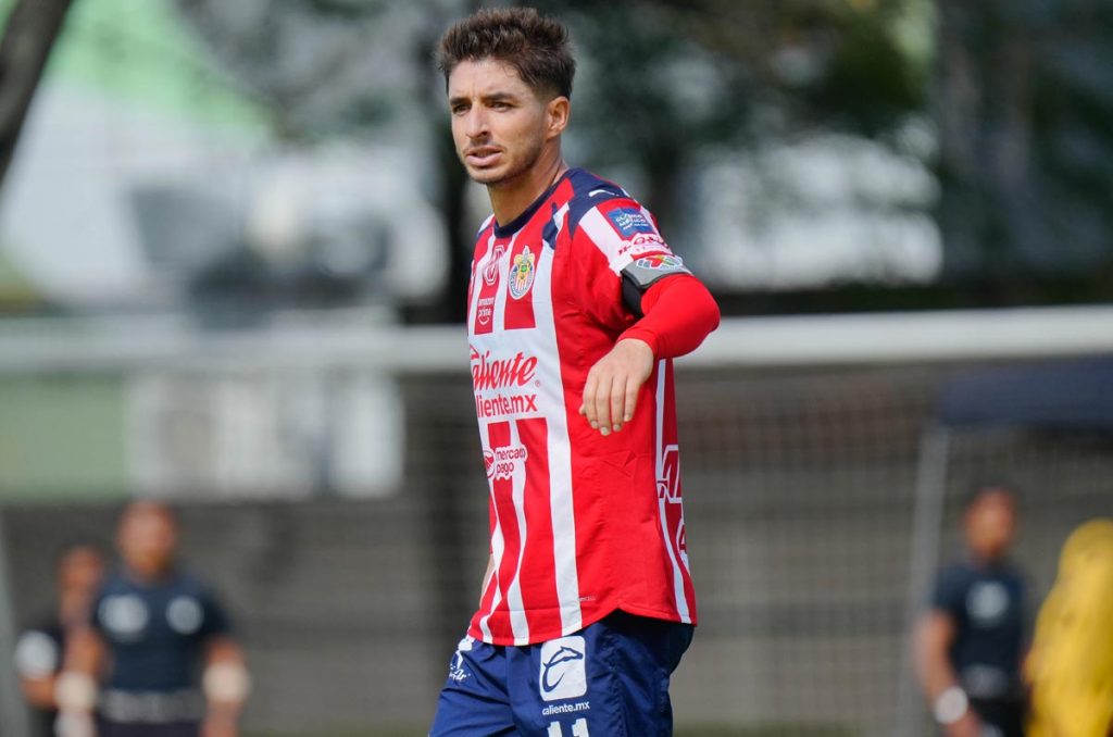 Chivas y Conejito Brizuela toman decisión sobre su futuro