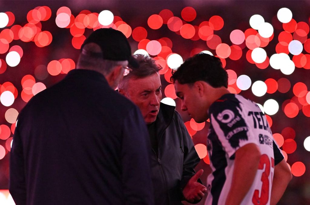 ¡Se queda! Domènec Torrent seguirá como DT de Rayados de Monterrey