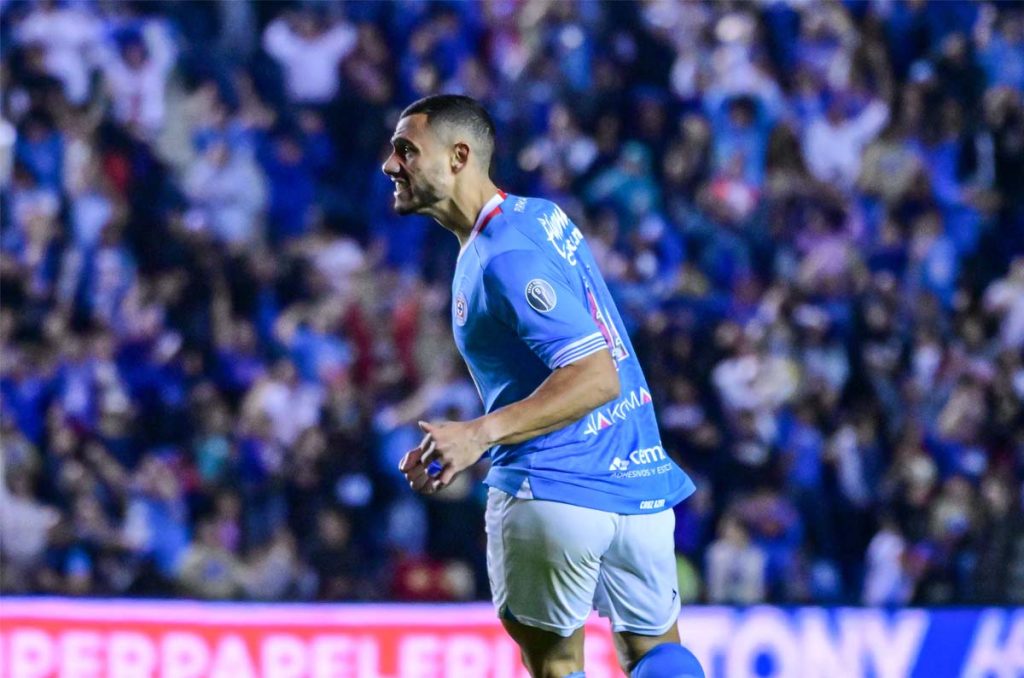 Giorgos Giakoumakis puede ser otra venta de Cruz Azul