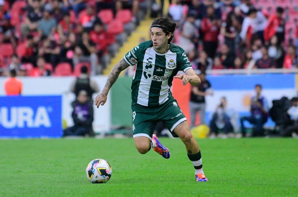 Jordan Carrillo es nuevo jugador de Pumas