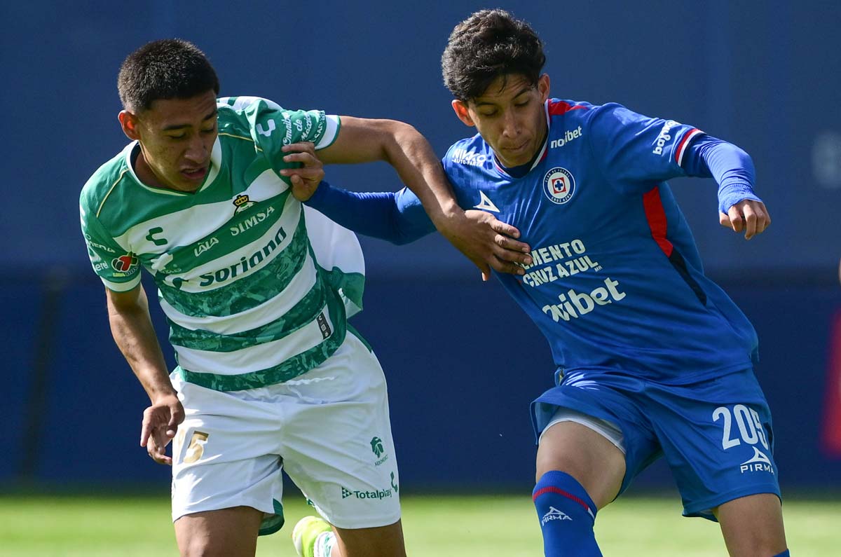 Juan Carlos Echilvestre, otra esperanza para Santos Laguna