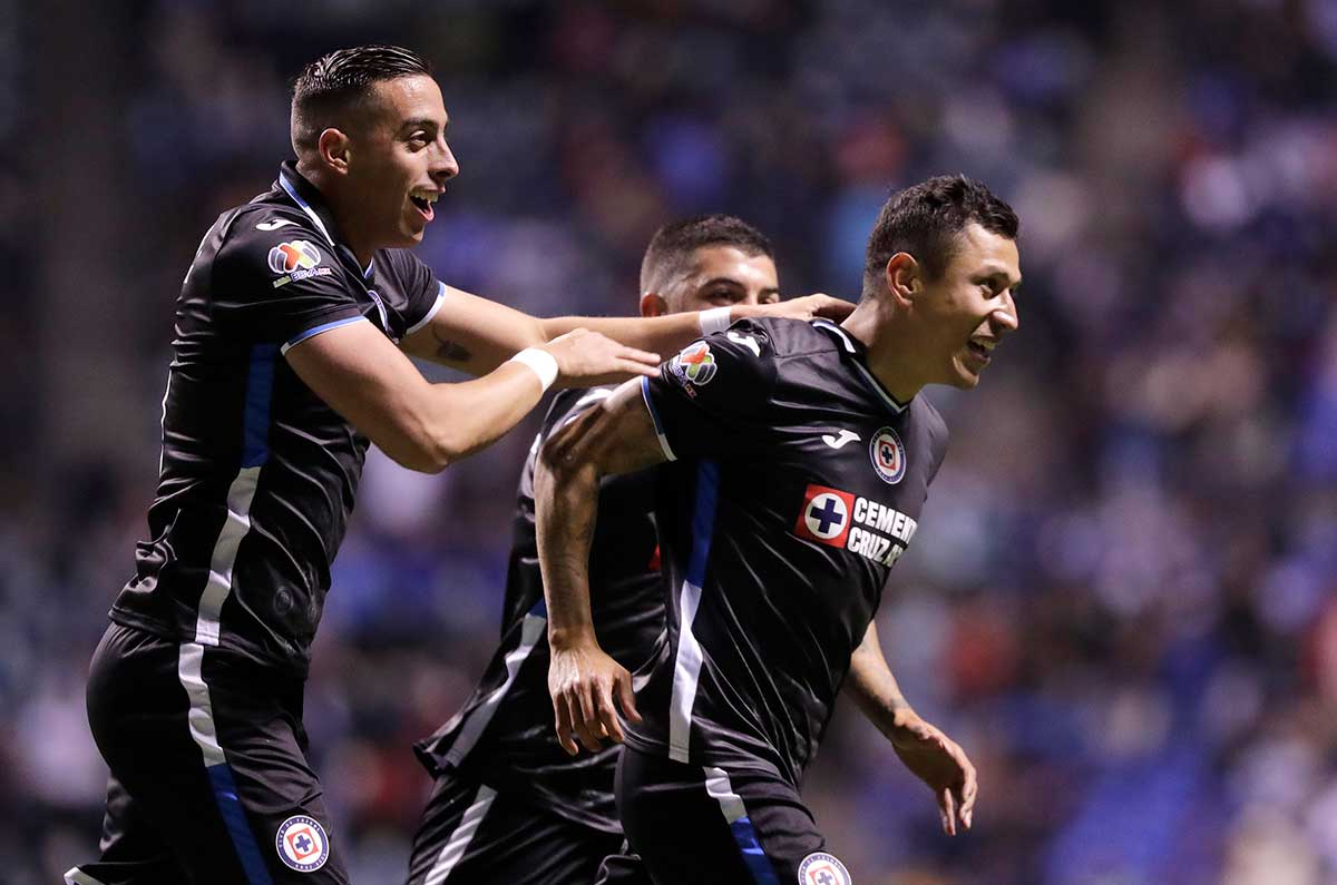 Julio César Domínguez es el jugador con más partidos en la historia de Cruz Azul