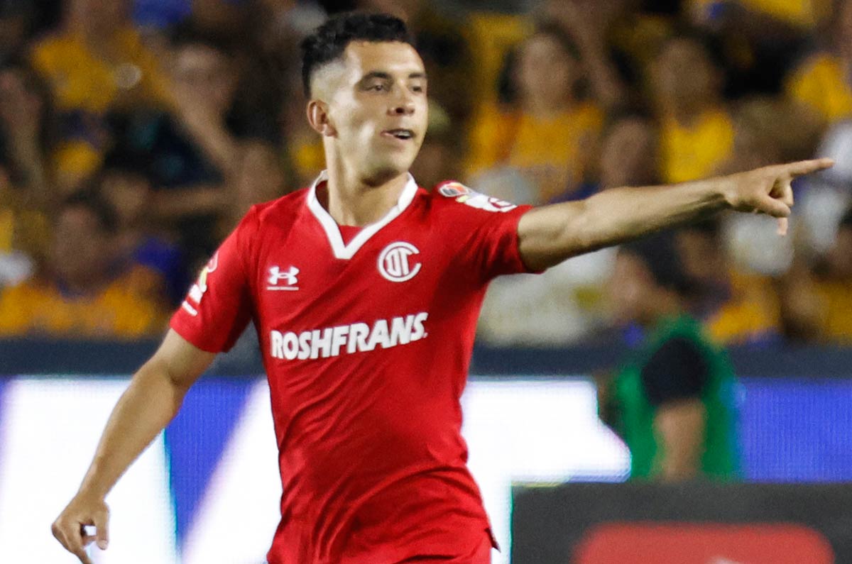Nuevamente aparece Leo Fernández en el panorama de Toluca