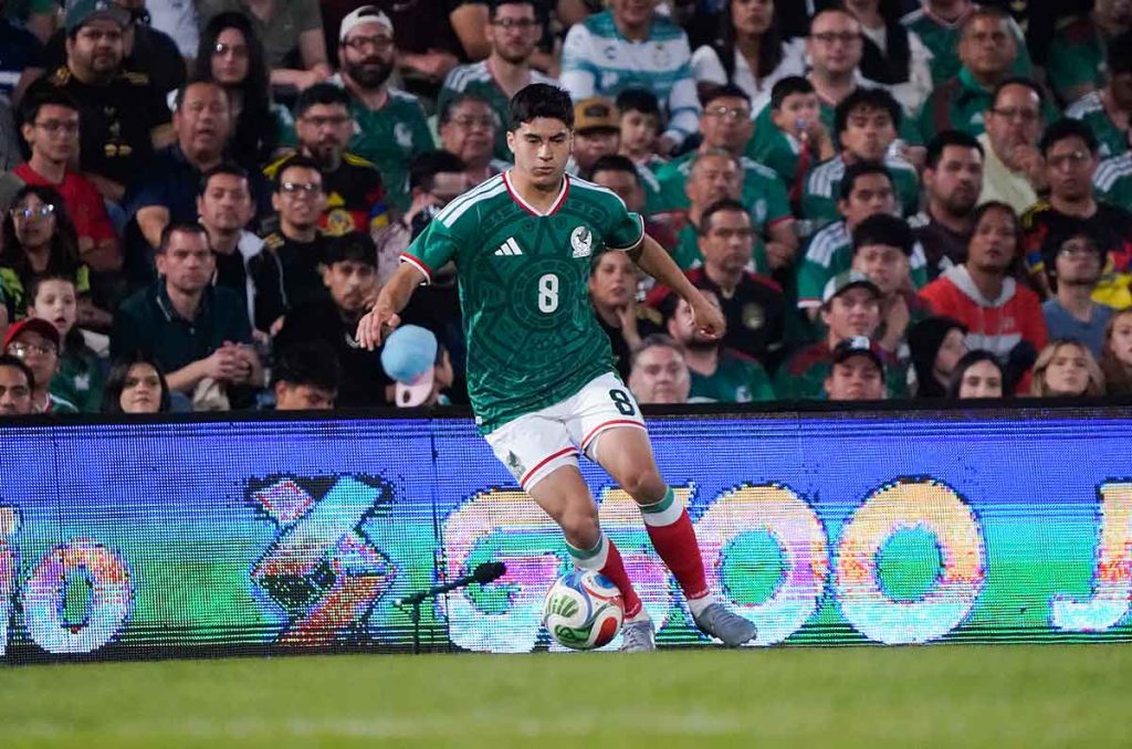 Obed Vargas busca un lugar en el Mundial 2026 con México