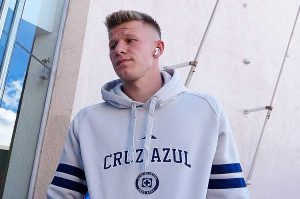 ¿Por qué Mateusz Bogusz no ha reportado con Cruz Azul?
