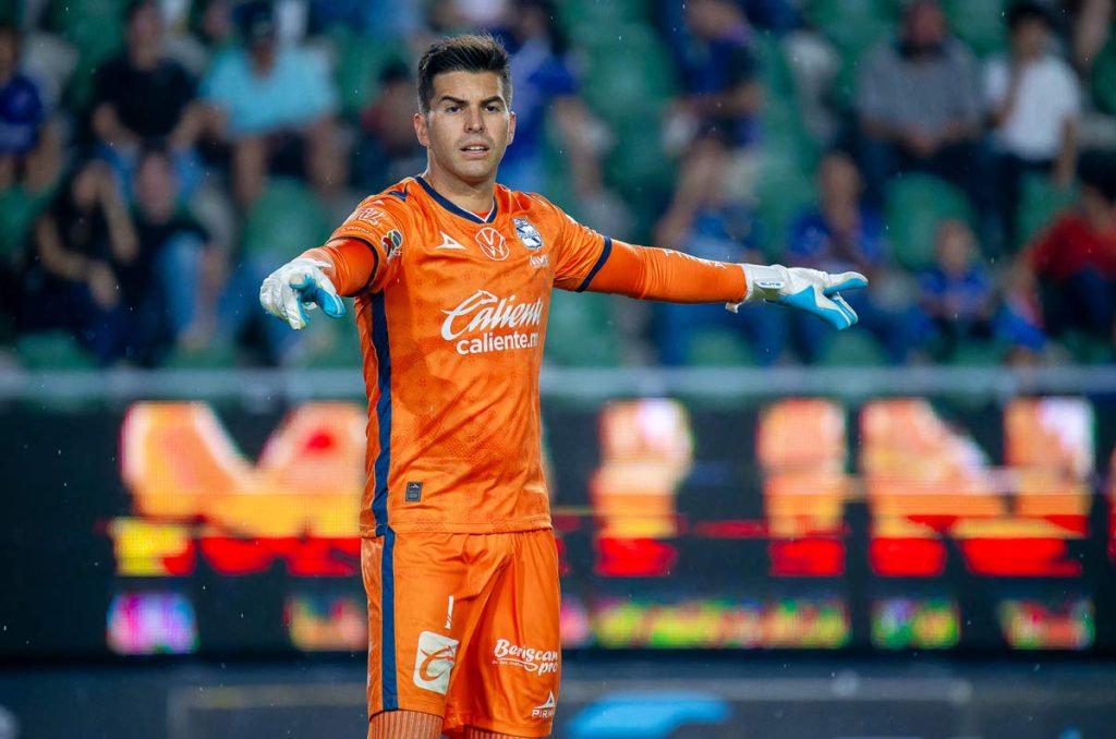 Julio González ya no es bien visto en Puebla