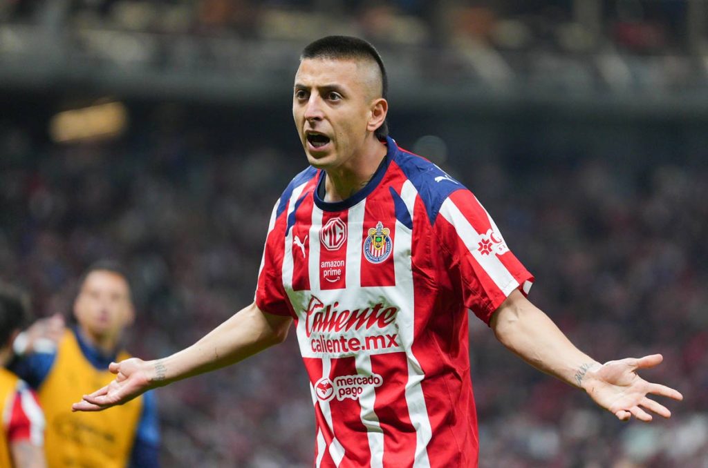 Roberto Piojo Alvarado es el deseo de Rayados de Monterrey