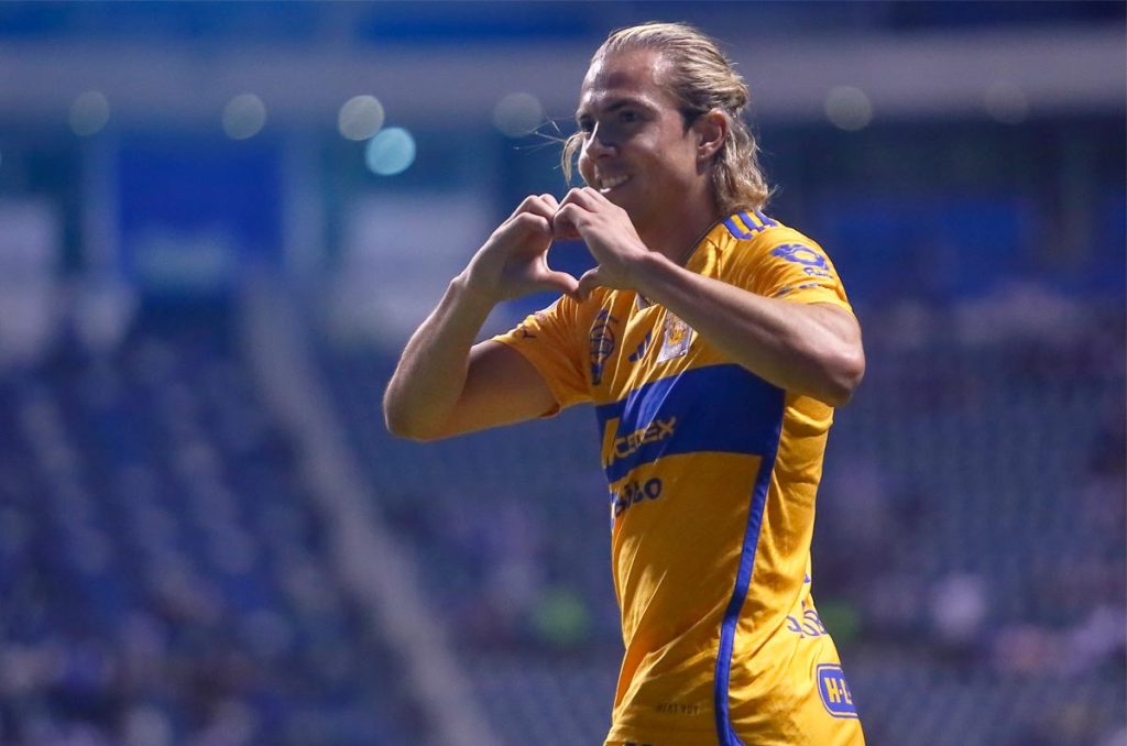 Sebastián Córdova fue ofrecido a Chivas y lo rechazaron