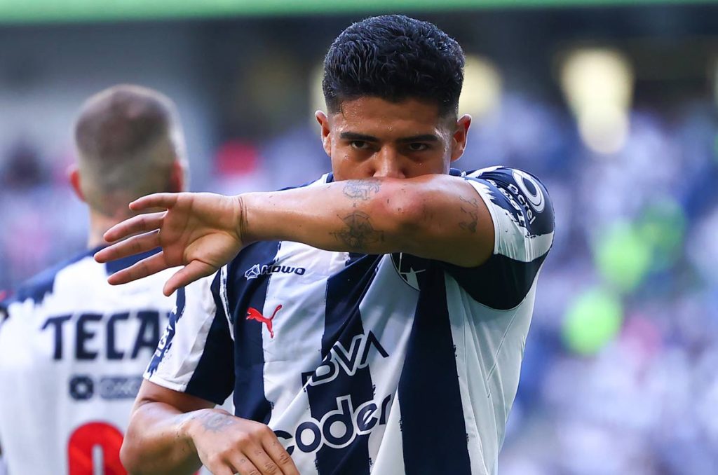 “Víctor Guzmán odia a Torrent”; aseguran que el Toro quiere salir de Rayados