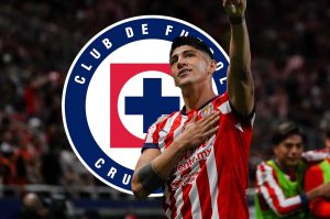 Alan Pulido aparece como el tapado de Cruz Azul