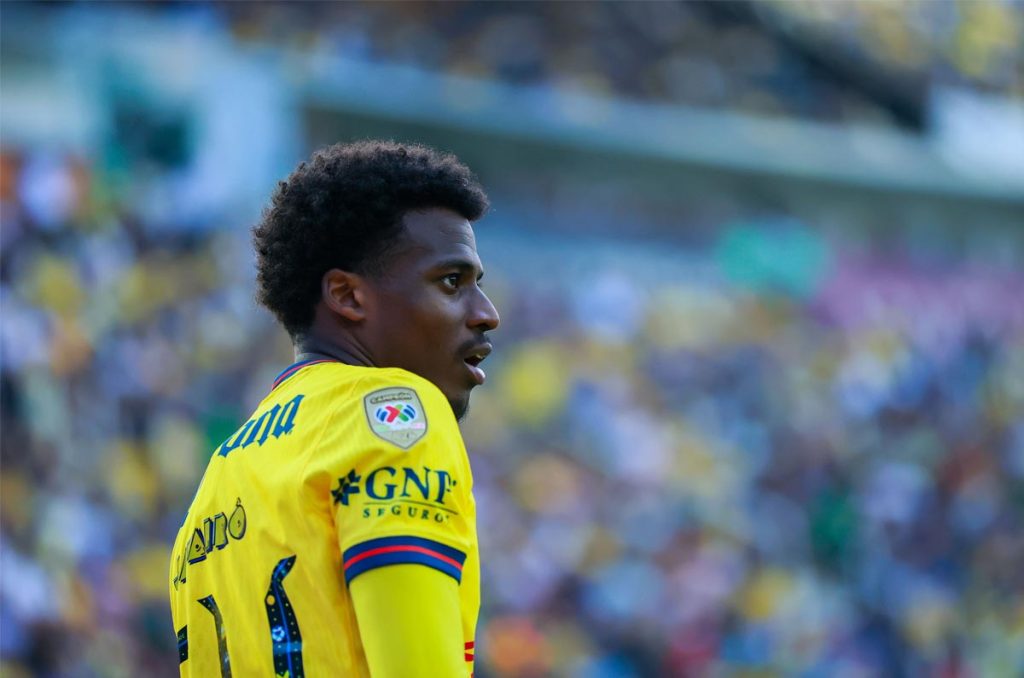 Javairo Dilrosun quedará fuera del América