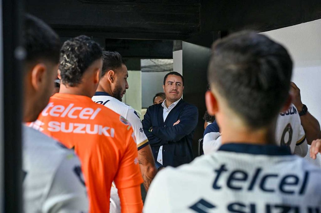 Antonio Sancho considera que Efraín Juárez es el técnico ideal para Pumas