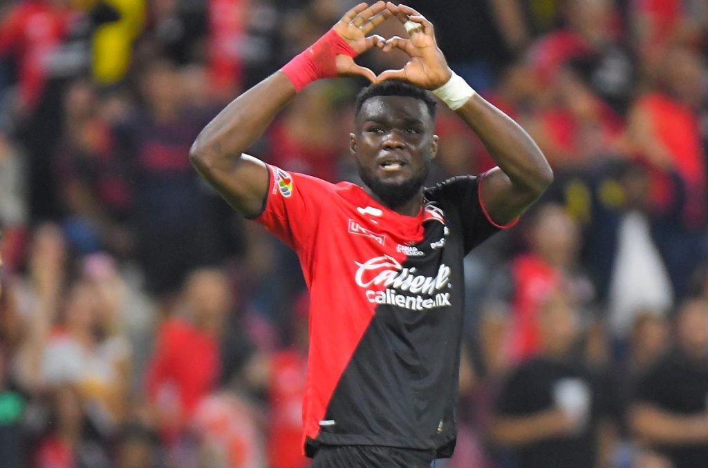 Jordy Caicedo sigue perteneciendo a los Rojinegros del Atlas