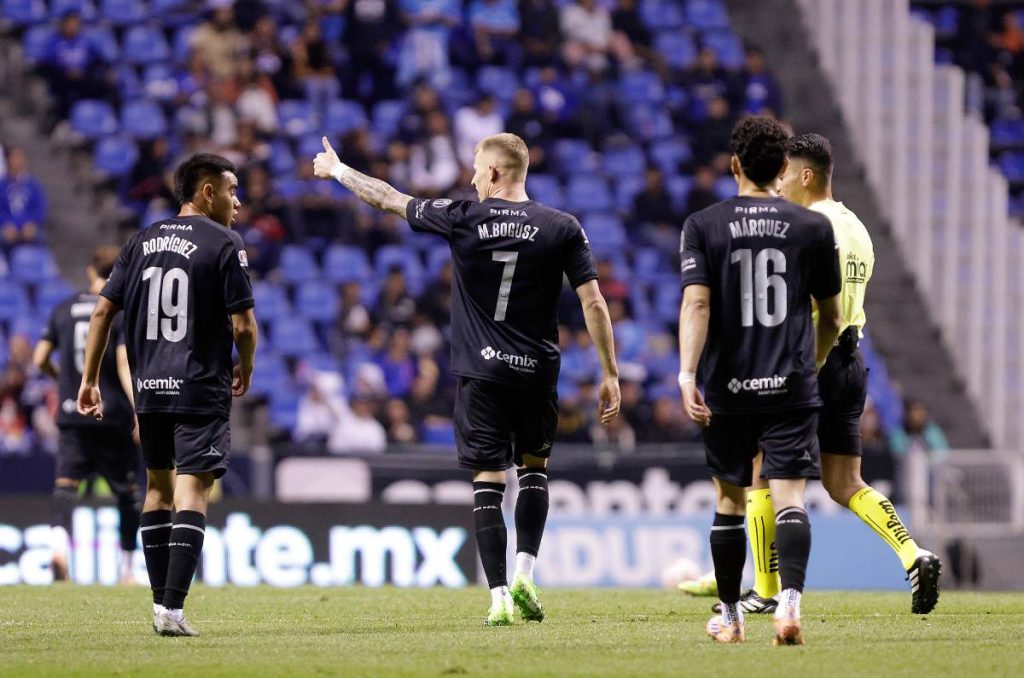 Se termina la novela de Bogusz y Cruz Azul 0