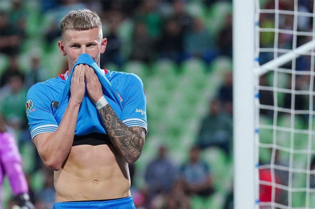 Mateusz Bogusz tiene pie y medio en Houston Dynamo de la MLS