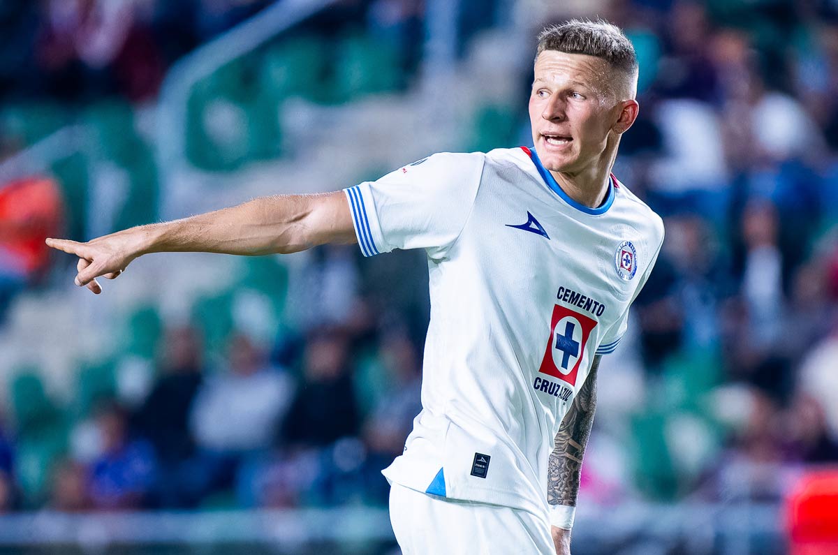 Cruz Azul por fin tendría los 10 millones de Mateusz Bogusz